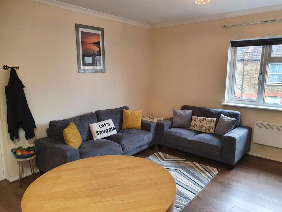 Sav Apartments Watford 왓퍼드 객실 사진