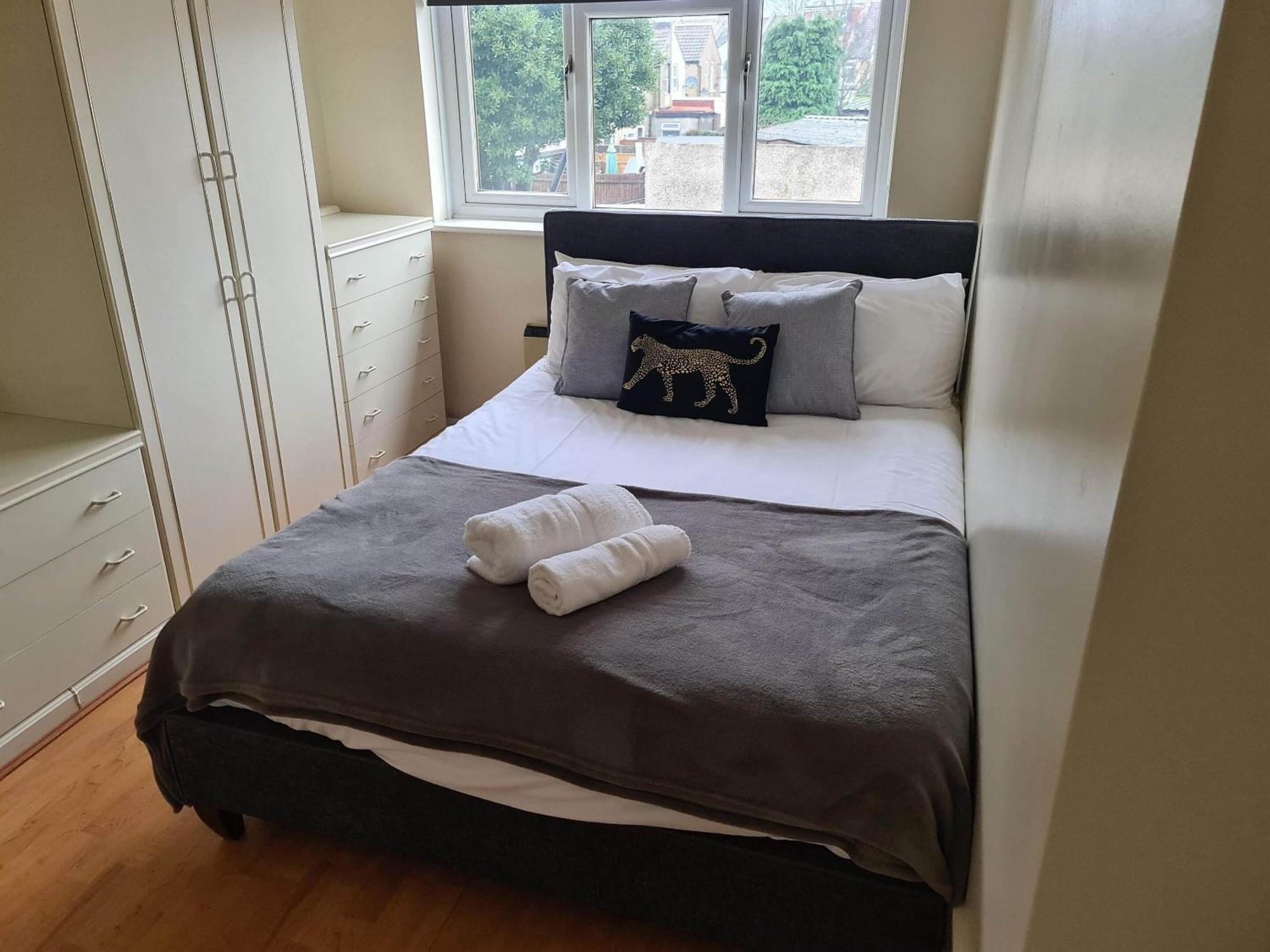 Sav Apartments Watford 왓퍼드 객실 사진