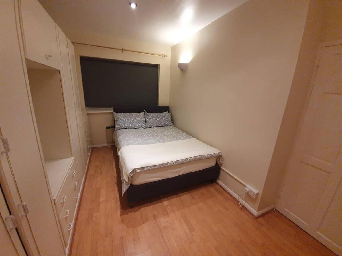 Sav Apartments Watford 왓퍼드 객실 사진